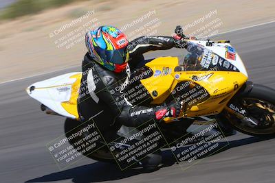 media/Oct-01-2023-SoCal Trackdays (Sun) [[4c570cc352]]/Turn 7 Inside (11am)/